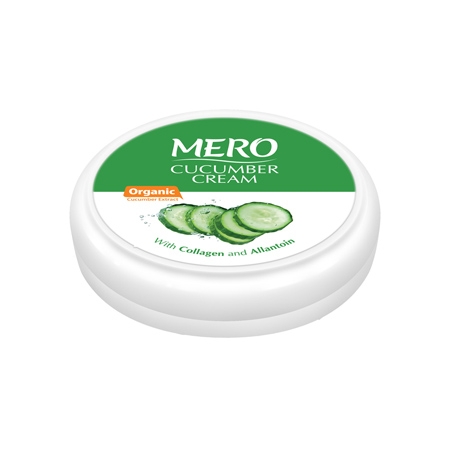کرم کوچک و سفری خیار مرو غنی شده با عصاره ارگانیک و طبیعی خیار که حاوی مواد معدنی و انواع ویتامین هاست موجب شادابی، نرمی و جوانی پوست می گردد.کرم خیار مرو همراه با مواد موثر و مفید کلاژن و آلانتوئین موجب افزایش حالت ارتجاعی پوست شده و نیز محافظی قوی در برابر عوامل مخرب خارجی آسیب رسان روی پوست می باشد.ماده موثره کلاژن با خاصیت مرطوب کنندگی به همراه عصاره طبیعی و ارگانیک خیار سبز باعث حفظ رطوبت پوست با ایجاد لایه ای محافظ بر روی آن می شود.کرم خیار مرو با هر نوع پوستی سازگاری داشته و با فرمولاسیون خاص خود محافظی موثر برای قسمت های حساس پوست مخصوصا دور چشم می باشد.کرم خیار مرو باعث جلوگیری از پیری زودرس و چین و چروک پوست نیز می گردد.